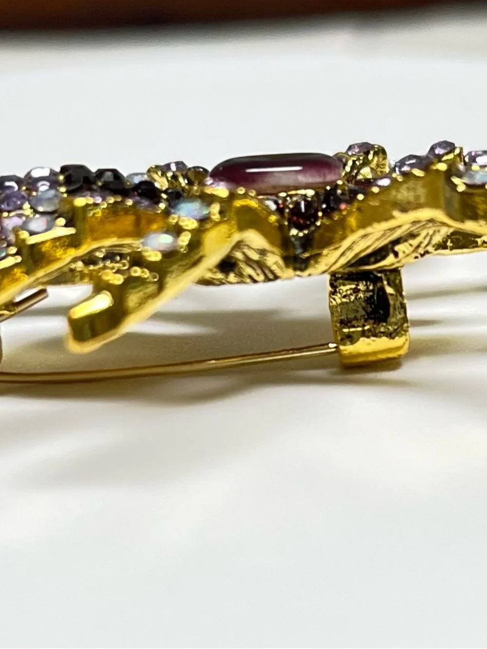 Brooch Spider NIP Crystal in Burgundy and Lavender, deep gold tone base, 1.75”L
